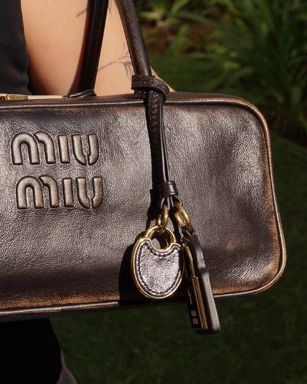 Bolsa Miu Miu Beau Small Café
