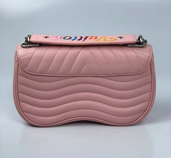 Bolsa Louis Vuitton New Wave Pequena Rosa