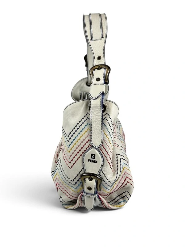 Bolsa Fendi em Couro Branca com Pesponto Colorido