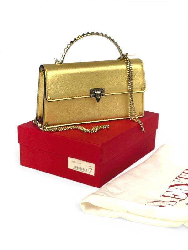 Pouch Valentino Rockstud Mini Dourada