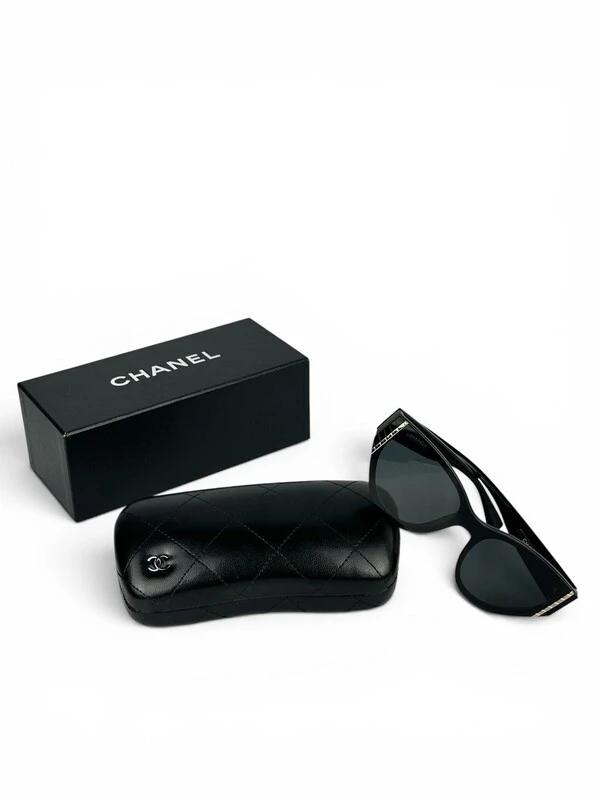 Óculos de Sol Chanel 6054 Preto