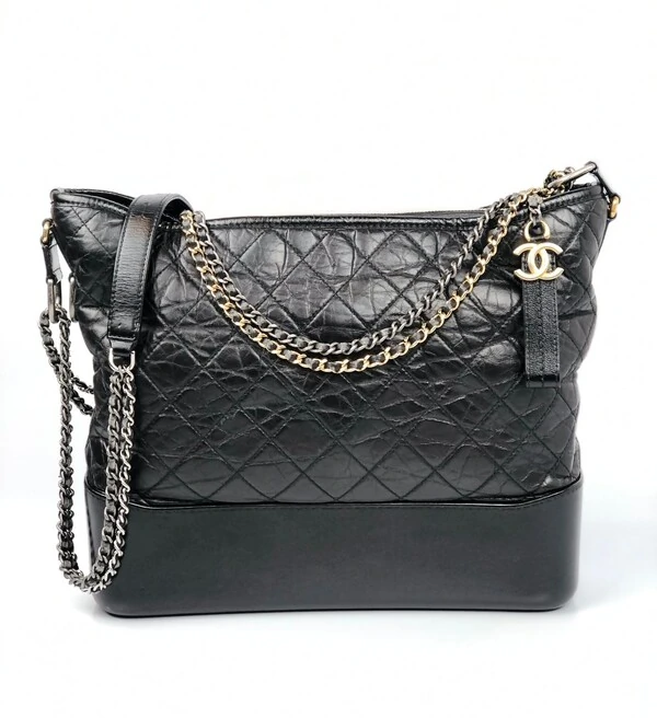 Bolsa Chanel Gabrielle Aged Calfskin Medium Preta