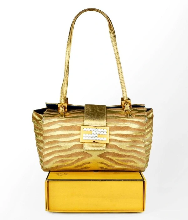 Bolsa Fendi Baguette Shopper Edição Limitada Dourada