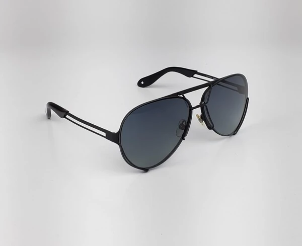 Óculos de Sol Givenchy Preto GV7014/S com lentes extras