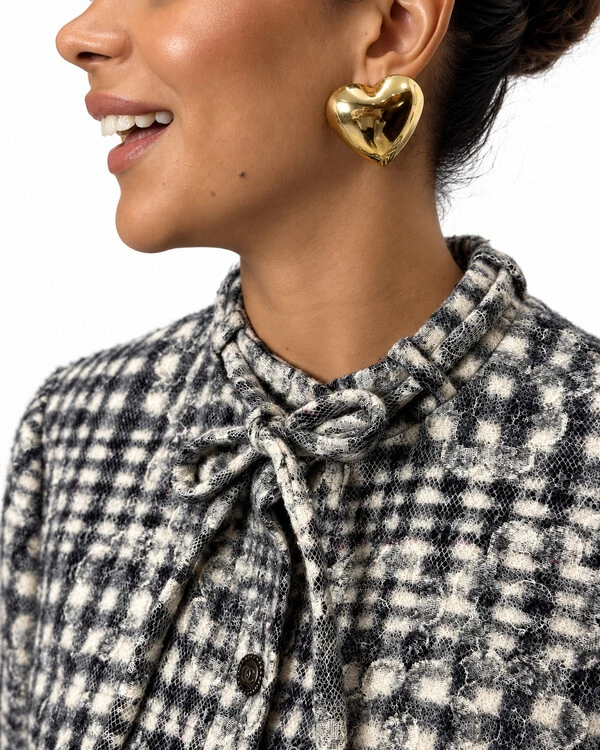 Casaco Chanel Camélia em Tweed Xadrez Cinza e Branco