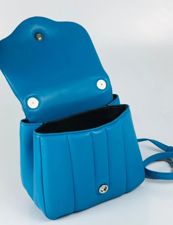 Bolsa Bvlgari X Ambush Serpente Azul