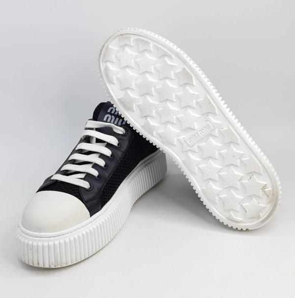 Tênis Miu Miu Plataforma em Preto e Branco
