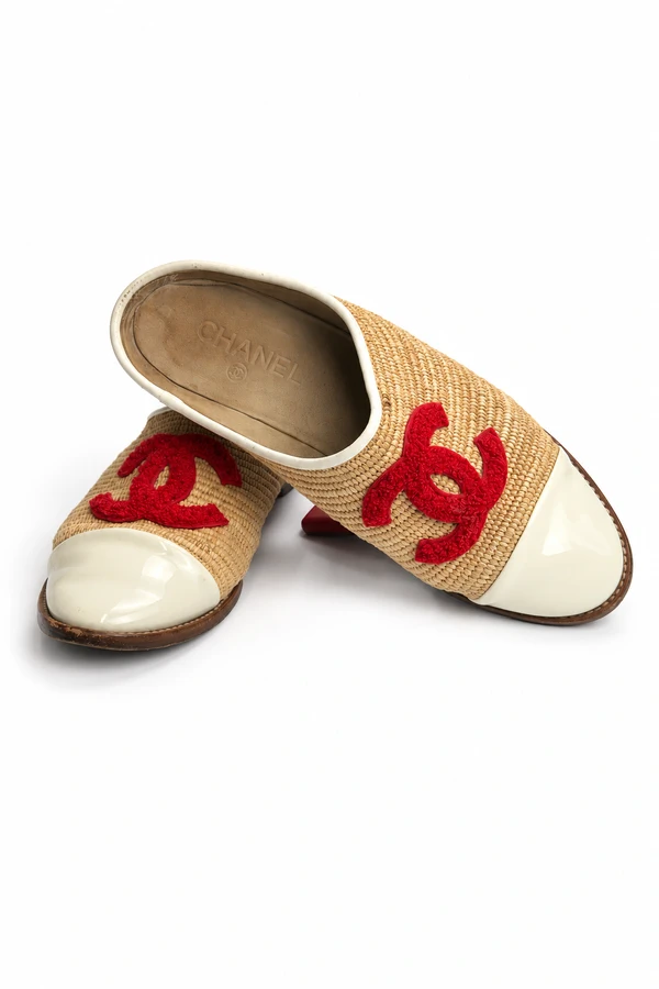 Mule Chanel Interlocking CC Ráfia c/ Vermelho