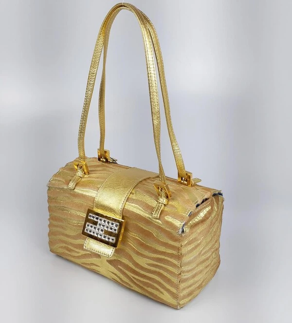 Bolsa Fendi Baguette Shopper Edição Limitada Dourada