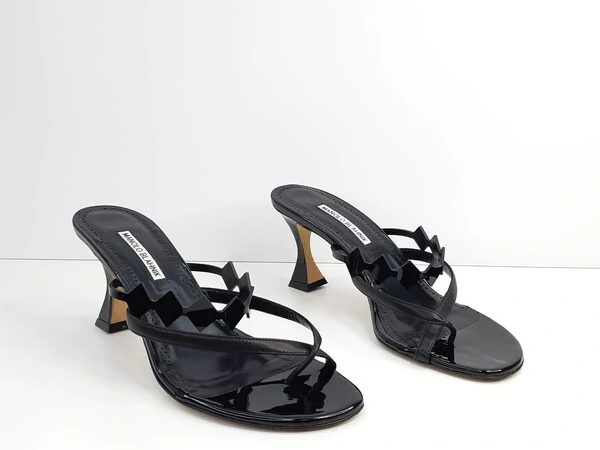 Sandália Mule Manolo Blahnik Verniz Preta