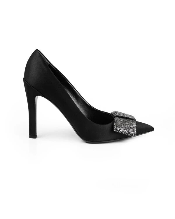Sapato Louis Vuitton Stingray Bow Pumps