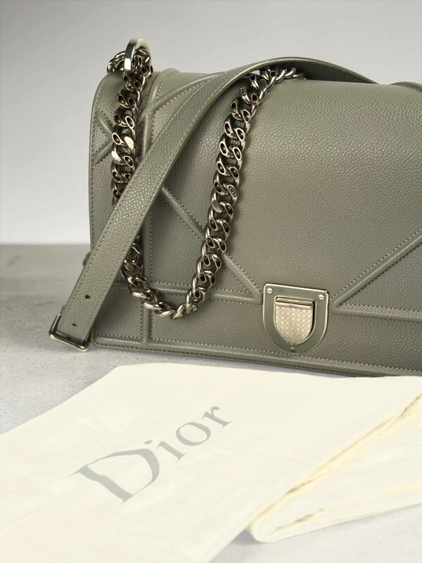 Bolsa Dior Diorama Flap Bag Cinza