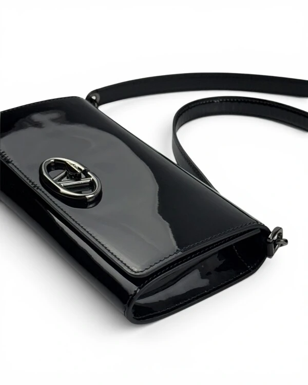 Bolsa Valentino Vlogo The Bold Edition Patent Preta