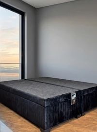 Baú Premium 138X188 Casal Bipartido - Veludo Bordado Preto