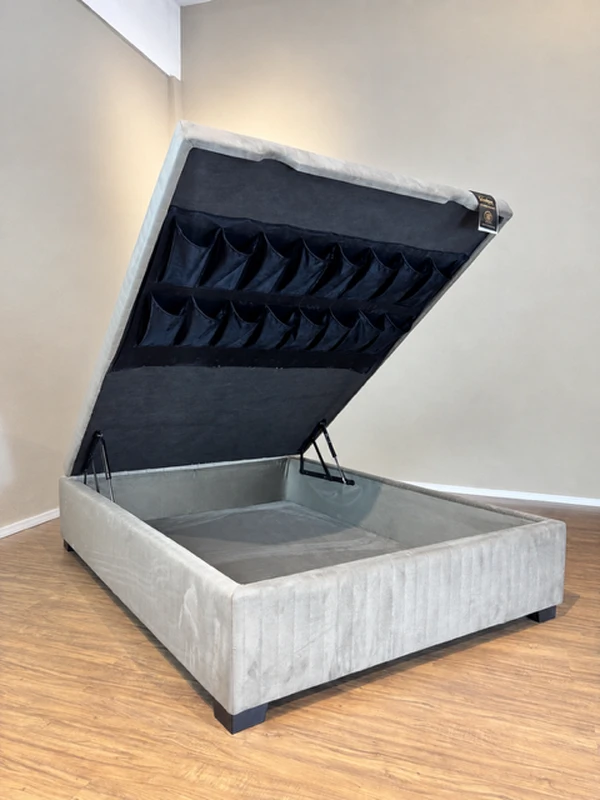 Baú Premium 138X188 Casal Veludo Bordado Capuccino