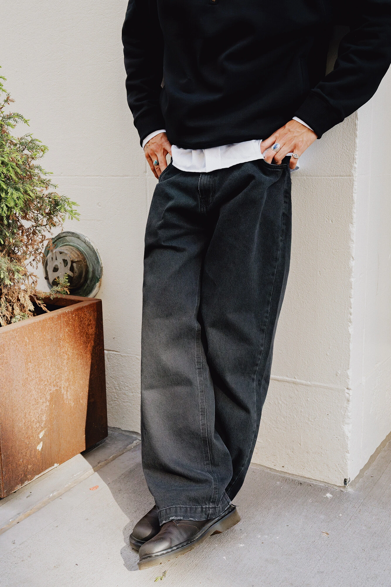 FotoCalça Jeans Wide Stonewashed Black