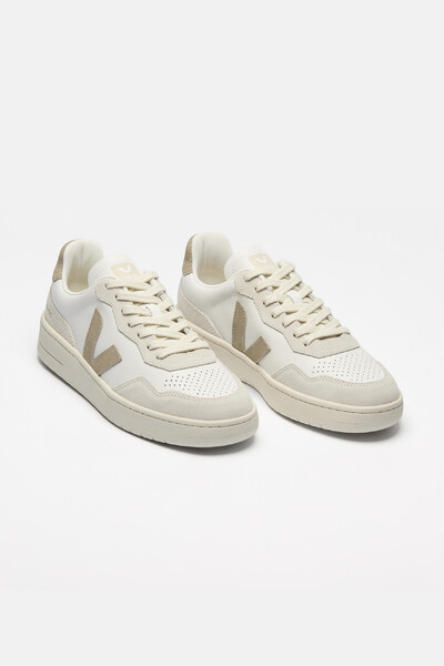 Foto V-90 Leather White Taupe