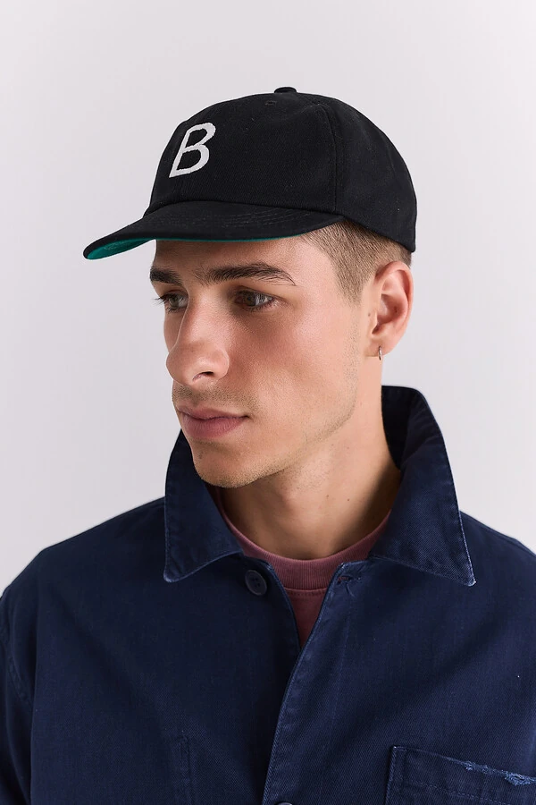 Boné Base Letter Black