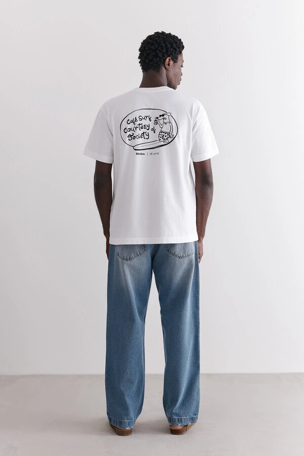 Camiseta Courtesy Off x Zé Latte Café