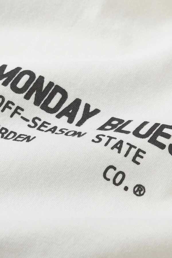 Camiseta Boxy Monday Blues Off-White