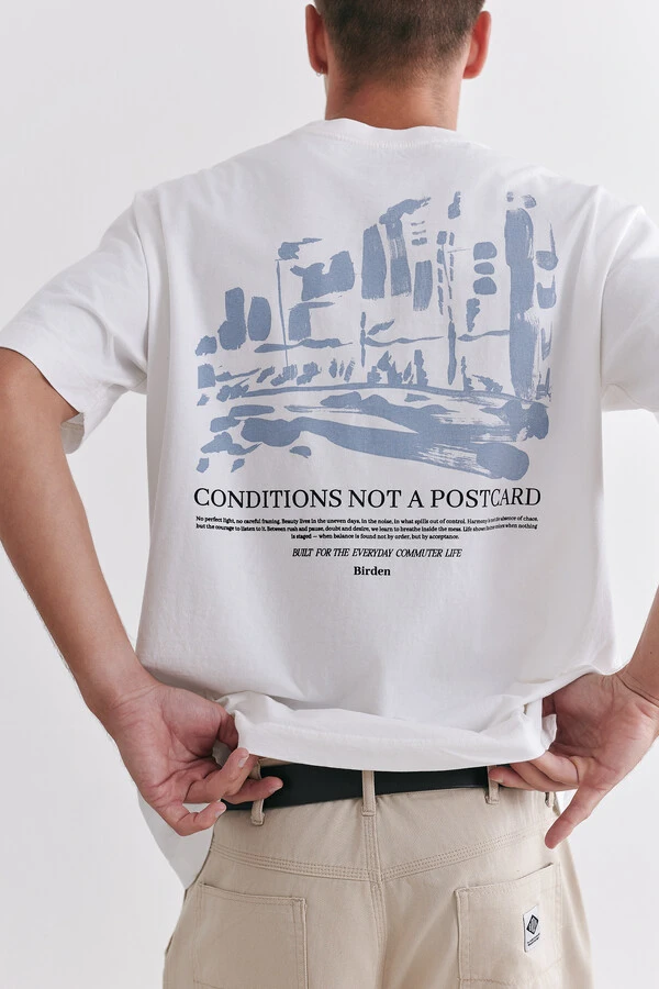 Camiseta Not a Postcard