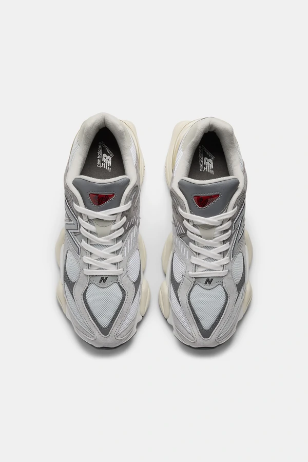 Tênis New Balance 9060 Cinza
