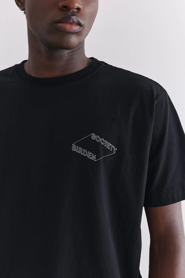 Camiseta Outline Black