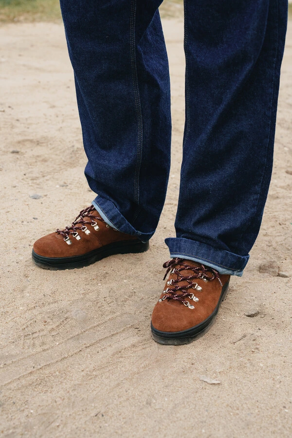 Hiking Boot Low Umber Suede