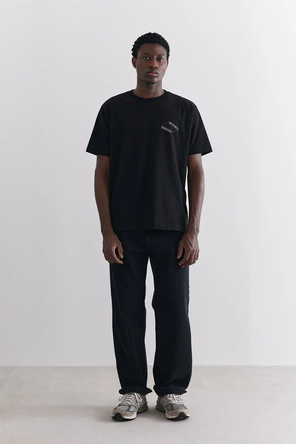 Camiseta Outline Black