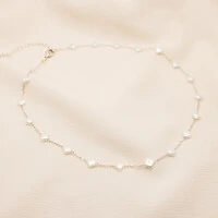 Colar Lumi Mini Trevos Pérolas