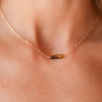 Choker Kailua Mini Elo Cartier com Tubo de Pedra Natural