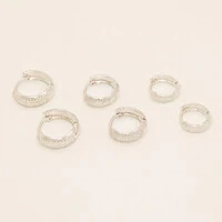 Brinco Catu Argola Textura Bolinha