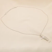 Colar Parral Longo Corrente Elo Triplo Pingente Peixe Escamado e Pérola