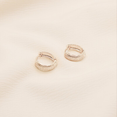 Foto Brinco Catu Argola Textura Bolinha