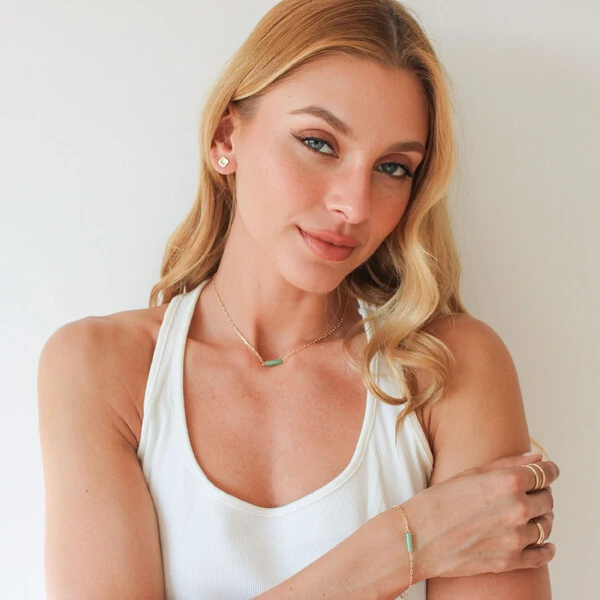 Choker Kailua Mini Elo Cartier com Tubo de Pedra Natural