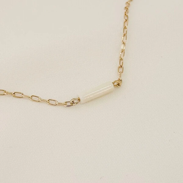 Pulseira Kailua Mini Elo Cartier com Tubo de Pedra Natural