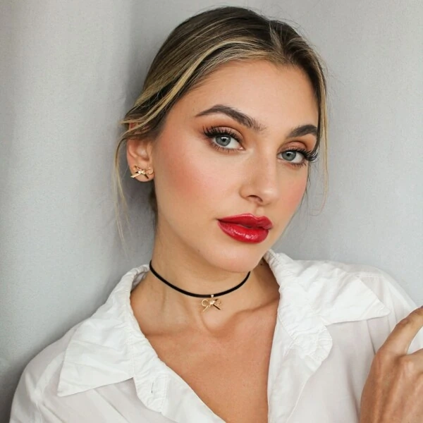 Choker Córdoba Camurça Fino com Pingente Laço