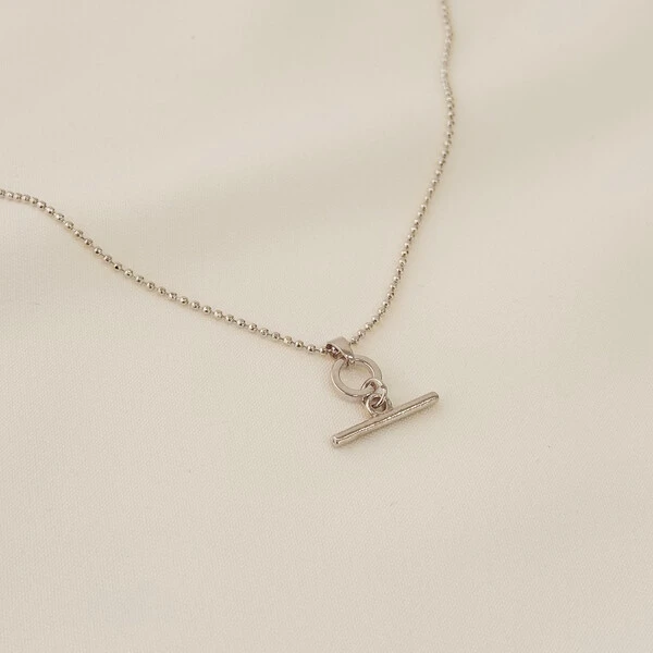 Choker Genebra Micro Elos com Pingente Formato T