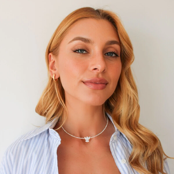 Choker Luma Madre Pérola Micro Pérolas e Pomba da Paz