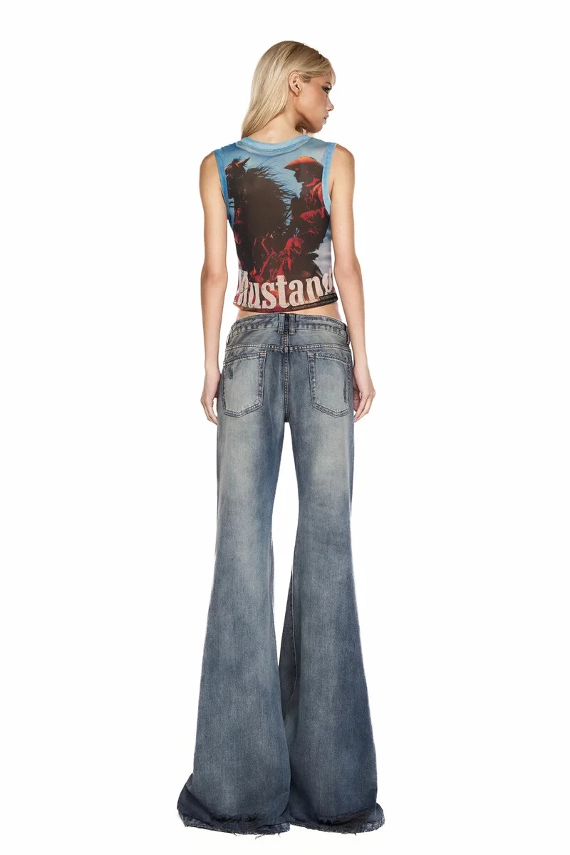 Foto Calça Jeans Flare Boca De Sino