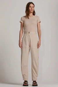 Calça Bolsos