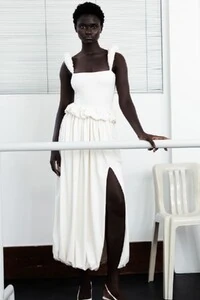 Saia Drape