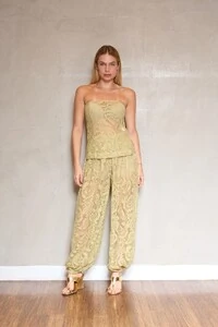 Top tomara que caia renda Botik