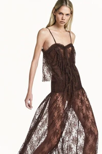 Regata alça babados frontais