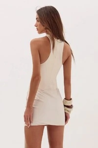 Conjunto Daphene body saia