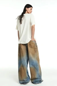 Calça Jeans ballon manchada