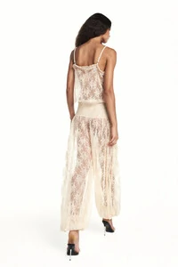 Calça pala lastex renda