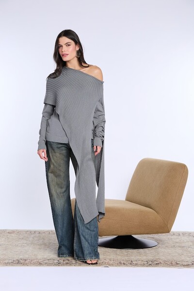 Foto Blusa Tricot Com Faixa Solta Botik Marrom Uni