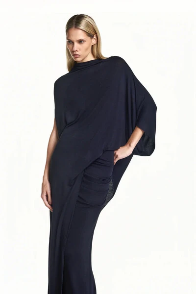 FotoBlusa kaftan assimétrica malha