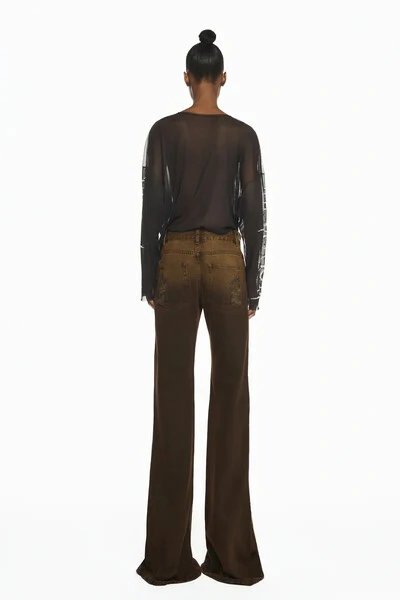 Foto Calça Jeans Marrom Flare Rasgos
